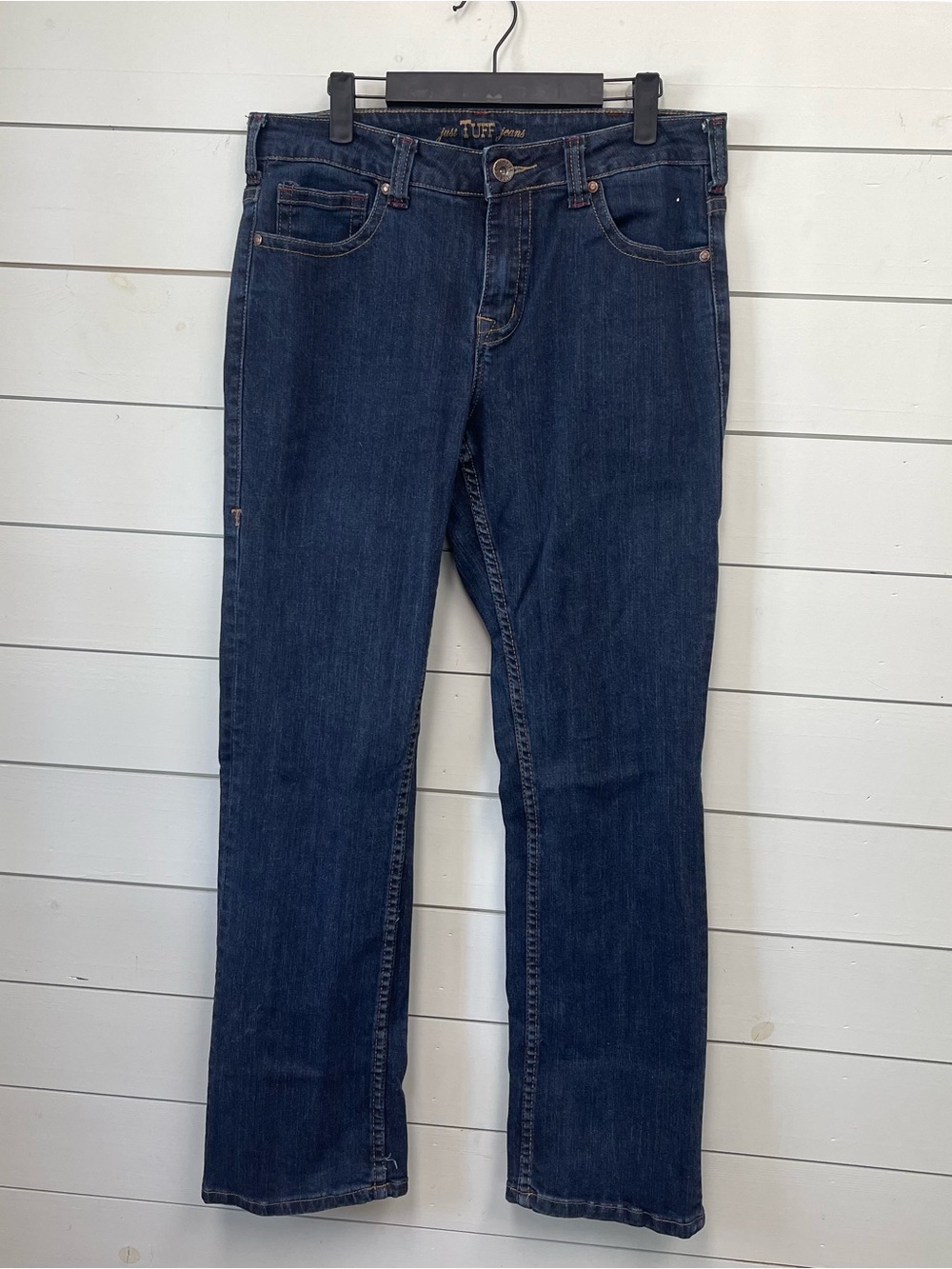 Cowgirl Tuff Company just TUFF jeans dark blue denim jeans women’s size 32 X 33